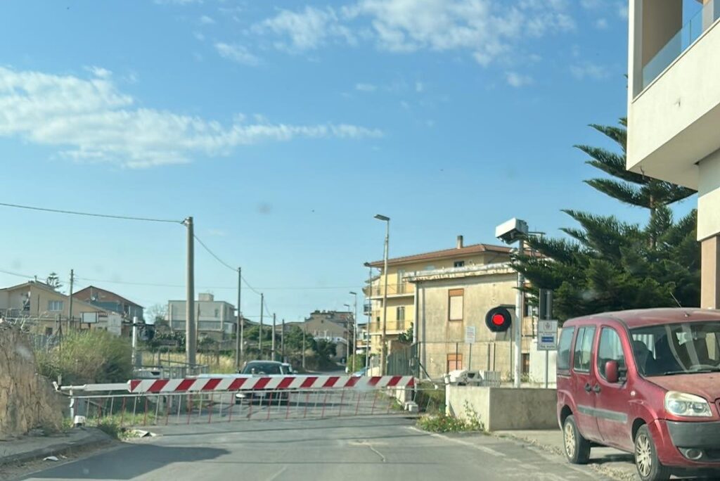 passaggi a livello favarella